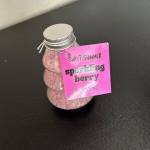 Sweet and Shimmer bath salts